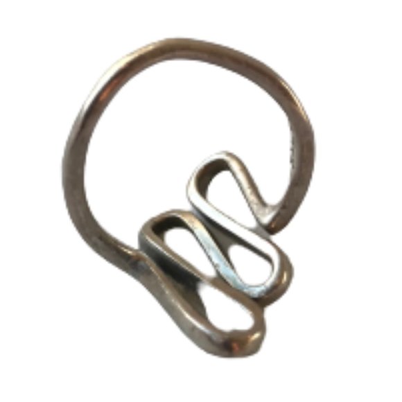 Vintage Sterling Silver Infinity design Wave Ring - Picture 7 of 7